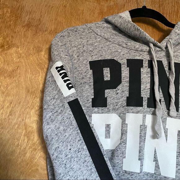 🍄 PINK Victoria’s Secret Gray Hooded Sweatshirt - Picture 4 of 7